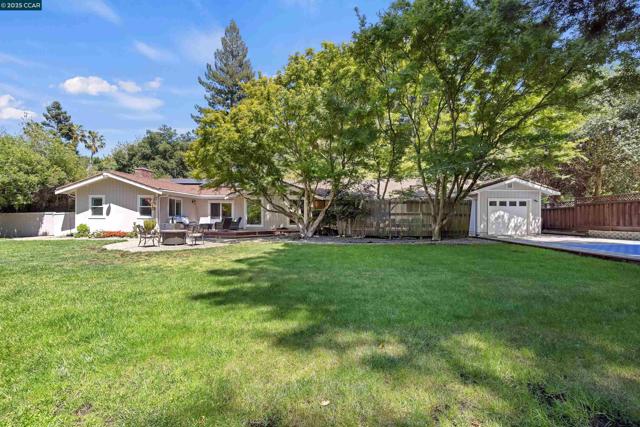 5104 Alhambra Valley Rd, Martinez CA: https://media.crmls.org/mediaz/96bf7cf4-ff87-456f-b724-cb8113d6712f.jpg