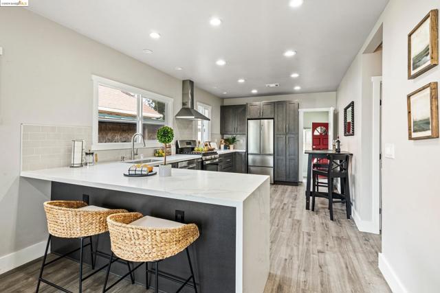 Image 4 of 17 For 958 106th Ave