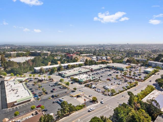 1243 Homewood Avenue, San Mateo CA: https://media.crmls.org/mediaz/96c01bc3-6c97-4ce6-9481-2784ec00d46f.jpg