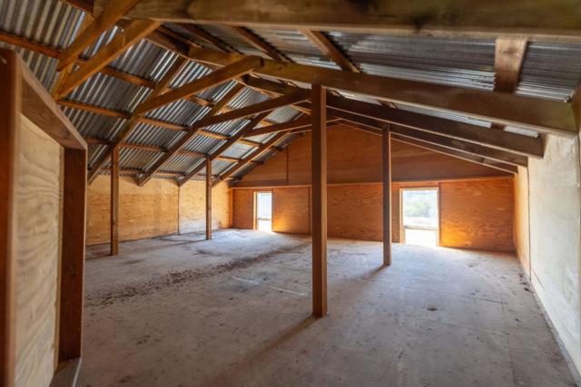840 Frenchmans Creek Road, Half Moon Bay CA: https://media.crmls.org/mediaz/96c03ec3-6183-45e9-8d2d-cf02efd4f381.jpg