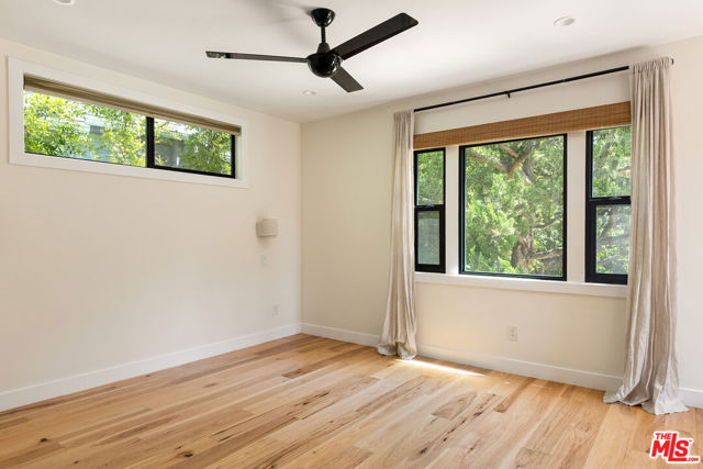 956 Parkman Street, Altadena CA: https://media.crmls.org/mediaz/96c0854c-3b68-4648-ae86-c1db6f39b831.jpg