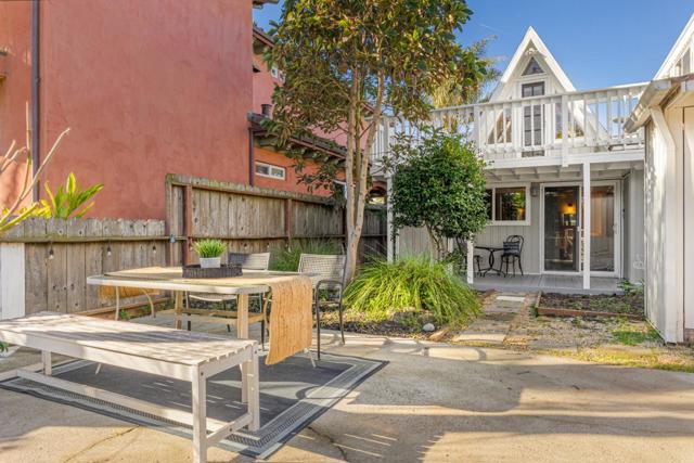 360 36th Avenue, Santa Cruz CA: https://media.crmls.org/mediaz/96c0ee7a-0b2d-4aed-9222-a949ba009ac0.jpg