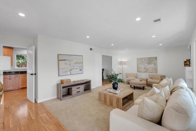 2436 Armstrong Place, Santa Clara CA: https://media.crmls.org/mediaz/96c11381-ae93-489b-a2c9-93eec55a788d.jpg