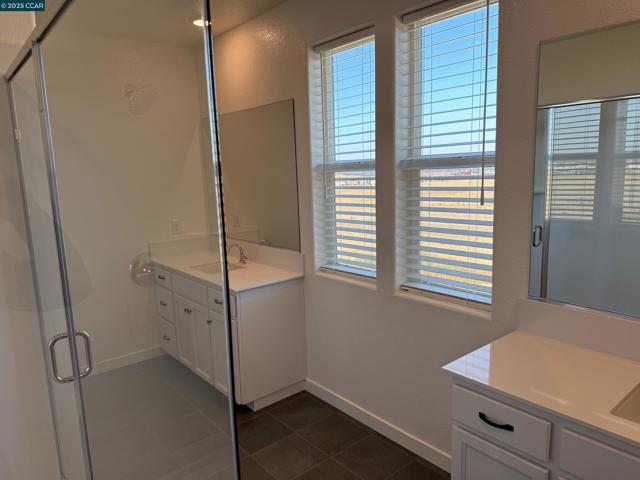 4786 Cantrell Dr, Folsom CA: https://media.crmls.org/mediaz/96c19db3-0678-4762-827a-c32d3b4ea68c.jpg