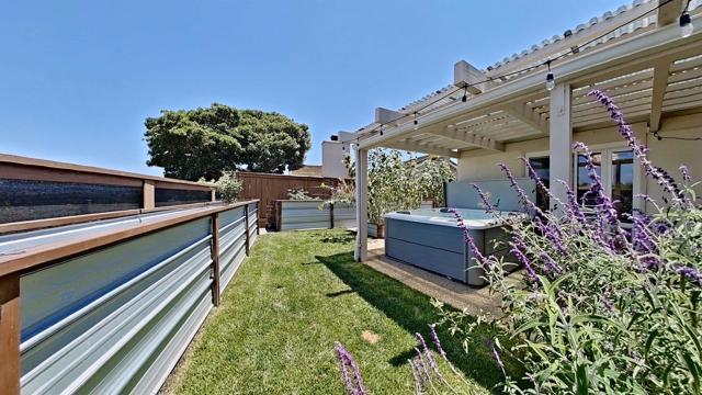 11058 Picaza Place, San Diego CA: https://media.crmls.org/mediaz/96c2582c-cb43-4f3b-a945-a349b00dca5d.jpg