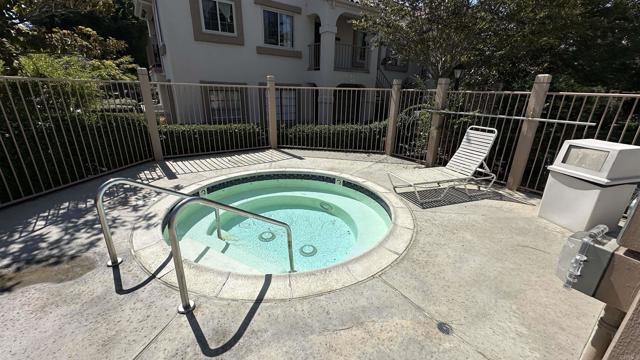 Detail Gallery Image 14 of 14 For 13062 Wimberly Sq, San Diego,  CA 92128 - 1 Beds | 1 Baths