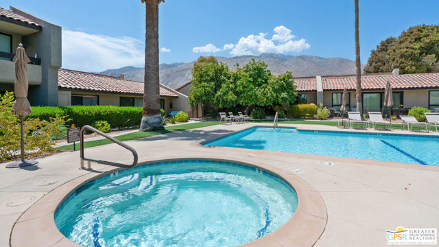 355 N Avenida Caballeros #6, Palm Springs, CA 92262