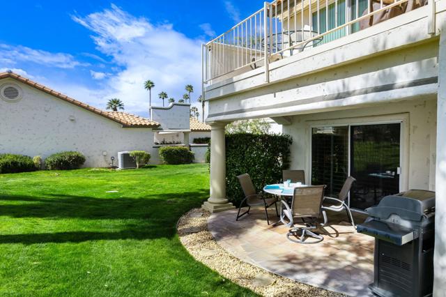 131 Desert Falls Circle, Palm Desert CA: https://media.crmls.org/mediaz/96c303e1-d60a-444f-bbaa-5ad7e060f6e2.jpg