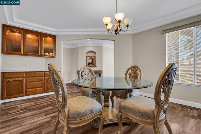 2391 Newport Dr, Discovery Bay CA: https://media.crmls.org/mediaz/96c350dc-0012-4cb4-b488-3bb38b028d9f.jpg
