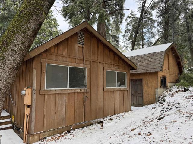 Home for Sale in Palomar Mountain