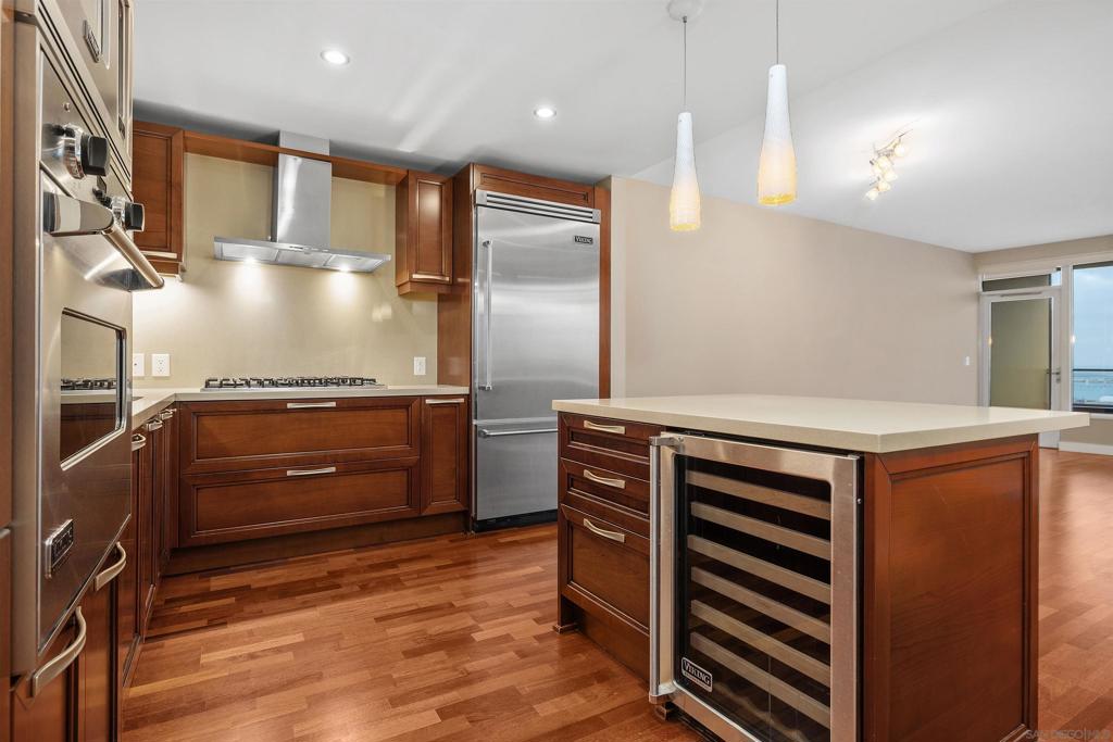 1325 Pacfiic Hwy. - photo 2