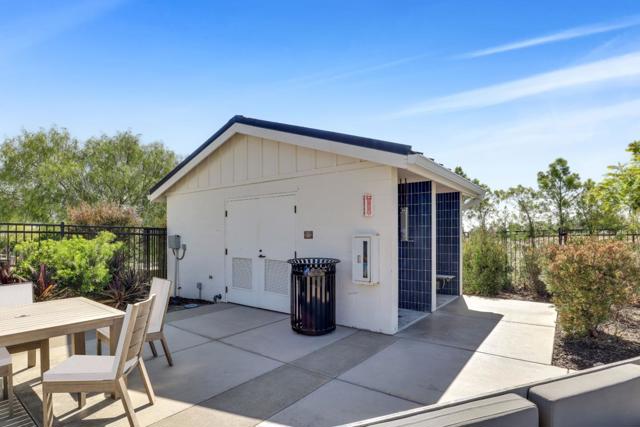 6326 Moser Way, Tracy CA: https://media.crmls.org/mediaz/96c5ce13-f0cf-47ee-a0e3-009ecf24c52d.jpg