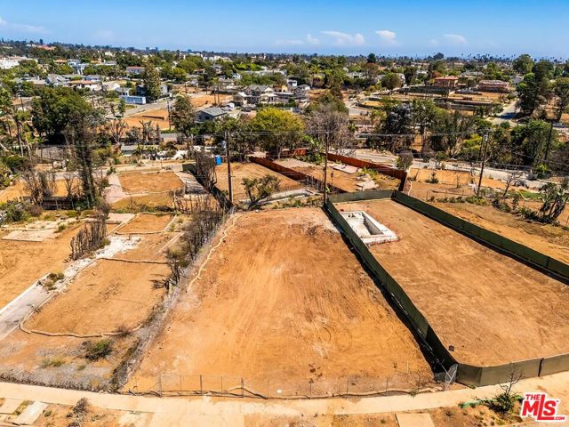 646 Las Lomas Avenue photo 3