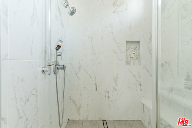 1124 W Panorama Way, Los Angeles CA: https://media.crmls.org/mediaz/96c70b7c-fcc9-432e-b9aa-3bbd02050de2.jpg