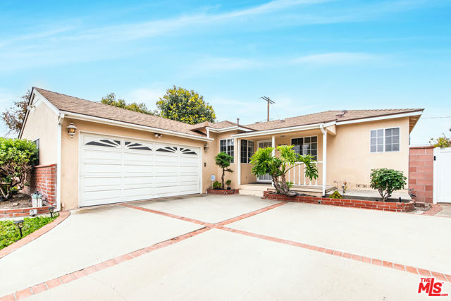 16609 Faysmith Avenue, Torrance, California 90504, 3 Bedrooms Bedrooms, ,2 BathroomsBathrooms,Single Family Residence,For Sale,Faysmith,24401251