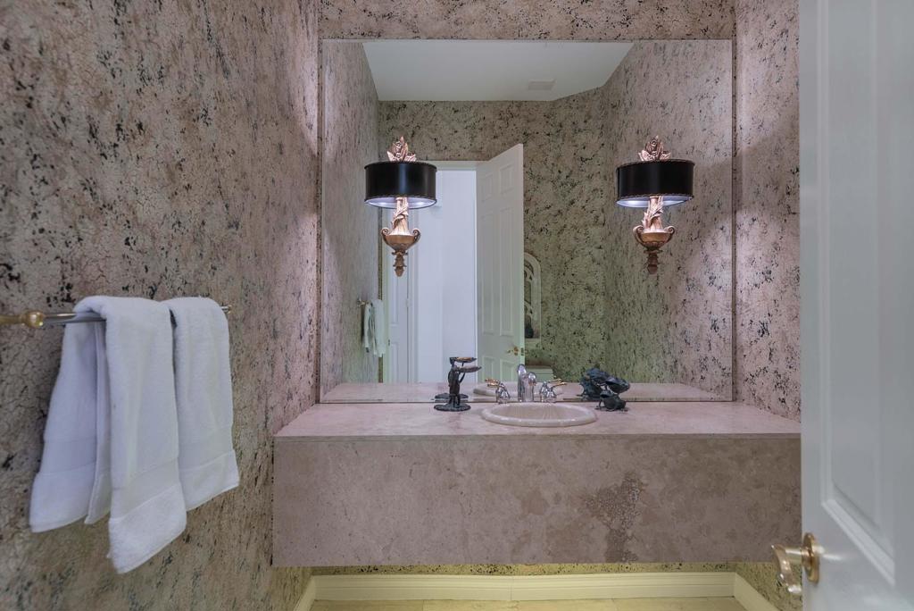 https://media.crmls.org/mediaz/96c9a847-6043-4ad4-b052-decaf43c459c.jpg?preset=X-Large