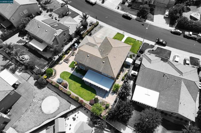 812 Westgate Drive, Vacaville CA: https://media.crmls.org/mediaz/96ca31cd-3578-459e-ac98-7dec51c38ee8.jpg
