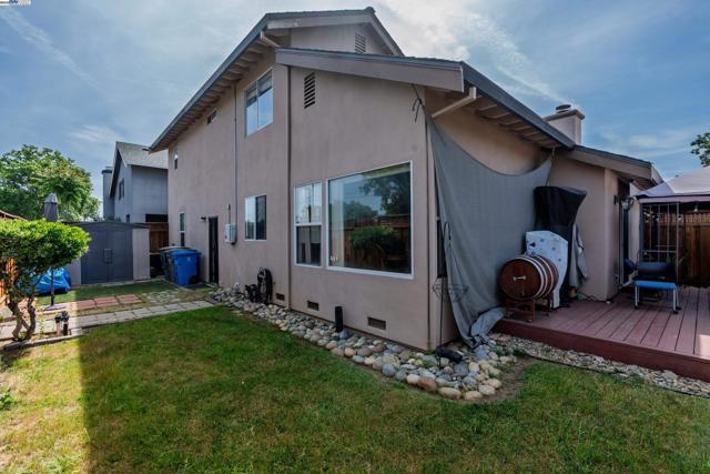 7691 Church Street, Gilroy CA: https://media.crmls.org/mediaz/96cab025-a750-4c82-a763-7dadc3aa505c.jpg