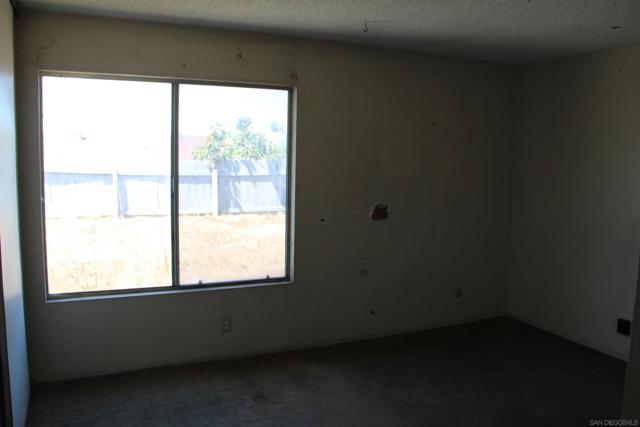 928 Churrituck Drive, San Diego CA: https://media.crmls.org/mediaz/96cb6566-9493-489a-b19a-fa23cebe685b.jpg
