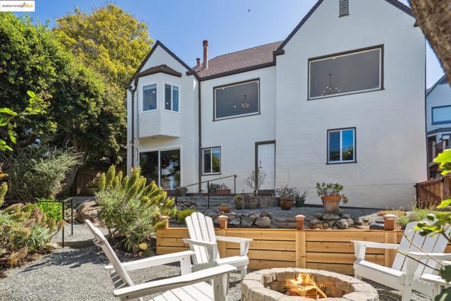 744 Coventry Road, Kensington CA: https://media.crmls.org/mediaz/96cb7491-e5ba-45be-b896-28d9869e2363.jpg