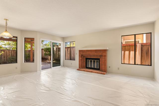 3970 Santa Nella Pl, San Diego CA: https://media.crmls.org/mediaz/96cc51e4-2008-415d-b5bf-a4571c4d943d.jpg