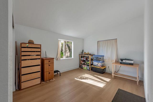 27950 Lancelot Court, Hayward CA: https://media.crmls.org/mediaz/96cc75a0-86be-4eb4-9158-92ce6f922391.jpg