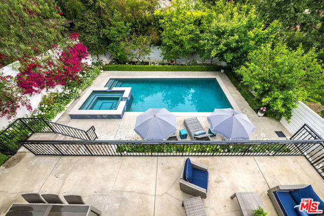 14539 Valley Vista Boulevard, Sherman Oaks CA: https://media.crmls.org/mediaz/96cc9fb9-3de0-4c40-8e2f-b3c4a1f74387.jpg