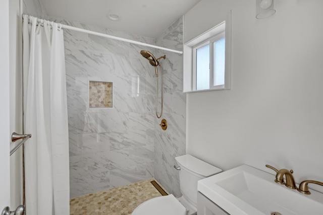 820 Jackson Street, Mountain View CA: https://media.crmls.org/mediaz/96ccb98c-ca54-47de-8f1f-c005f29c8162.jpg