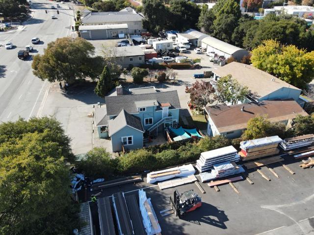 Image 18 of 77 For 2735 Soquel Avenue