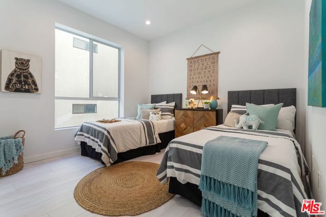 1827 Midvale Avenue, Los Angeles CA: https://media.crmls.org/mediaz/96cea10e-4ea7-4551-80ee-4d2fc7a9a00e.jpg