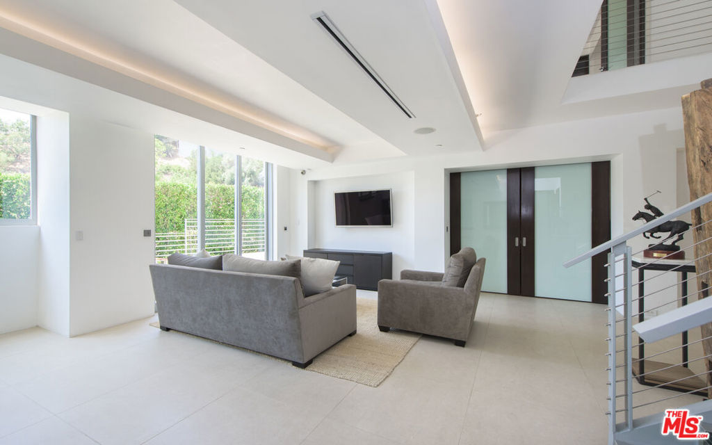 MLS #26849307 image #48