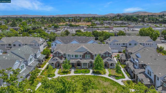 1734 Catalina Ct, Livermore CA: https://media.crmls.org/mediaz/96cf9f74-fe0c-4423-b9b3-ebe28b2d3be7.jpg