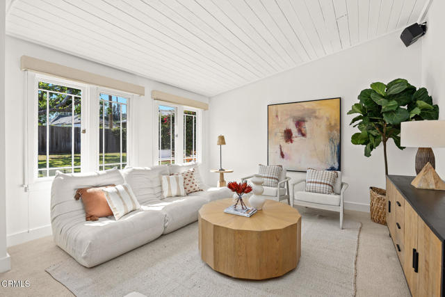 1309 Sinaloa Avenue, Pasadena CA: https://media.crmls.org/mediaz/96d0a92d-e41b-43fb-8181-a519e92c9b05.jpg