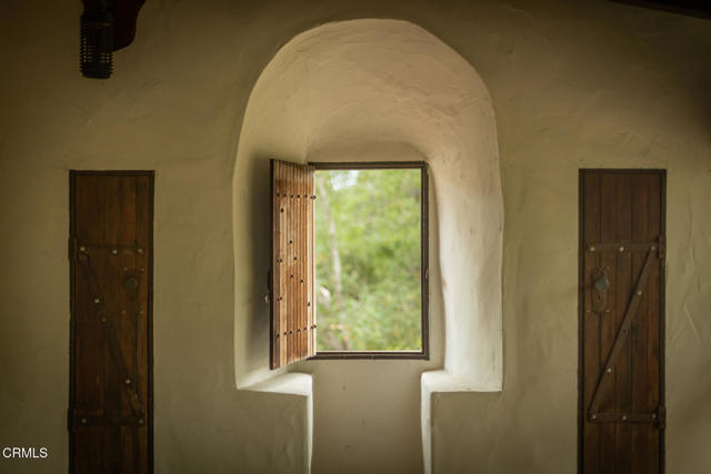 Detail Gallery Image 11 of 55 For 1519 Ayers Ave, Ojai,  CA 93023 - 5 Beds | 3 Baths