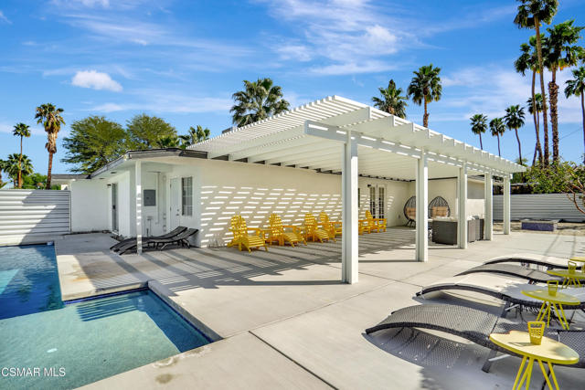 677 S Highland Drive, Palm Springs CA: https://media.crmls.org/mediaz/96d20838-31f9-49b9-9af1-90349e969003.jpg