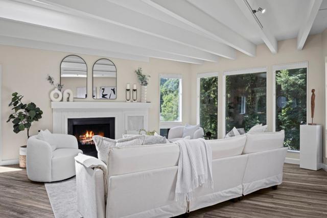 321 Valencia Road, Aptos CA: https://media.crmls.org/mediaz/96d21461-c554-465c-8da5-40dc02a70efc.jpg