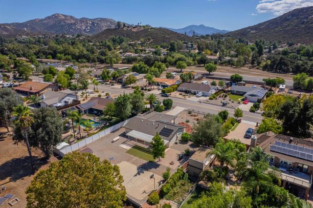 Detail Gallery Image 30 of 37 For 24010 Del Amo Rd, Ramona,  CA 92065 - 3 Beds | 2 Baths