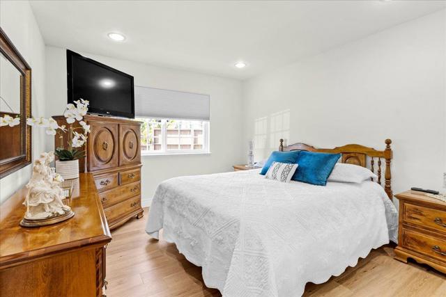 670 Van Buren Circle, Monterey CA: https://media.crmls.org/mediaz/96d305fb-a173-457d-b25d-ea1946cf233a.jpg