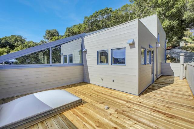 319 Tappan Terrace, Orinda CA: https://media.crmls.org/mediaz/96d35c17-bb48-4105-a4c7-2faea4b154e4.jpg