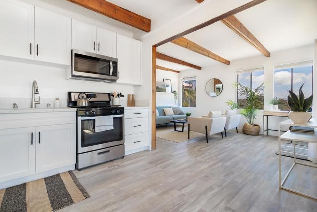 3856 Via Del Mar, San Diego CA: https://media.crmls.org/mediaz/96d38b05-beb6-423e-8776-f1dae613e2d6.jpg