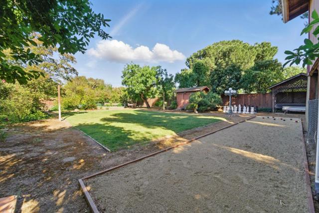 2206 Coastland Avenue, San Jose CA: https://media.crmls.org/mediaz/96d3ac62-9d70-40dd-975a-8f393a6d5ebd.jpg