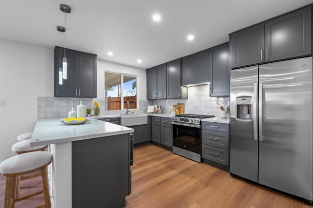 Detail Gallery Image 13 of 27 For 6266 Lake Aral Dr, San Diego,  CA 92119 - 3 Beds | 2 Baths