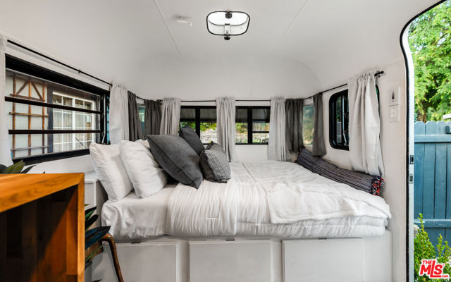 272 North Topanga, 3 photo 9