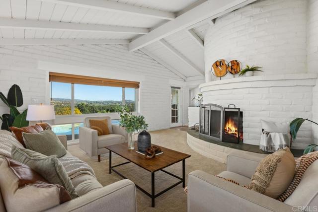 2873 Verda Avenue, Escondido CA: https://media.crmls.org/mediaz/96d8308f-8388-4b99-afe1-327b178dee07.jpg