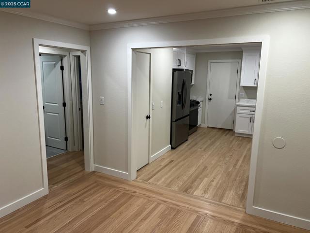 1867 Jacqueline Way, Concord CA: https://media.crmls.org/mediaz/96d86c1a-9db3-42a4-b584-d79fa42395bc.jpg