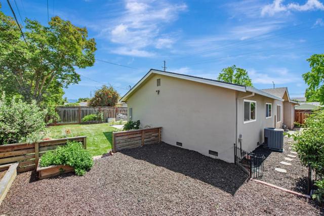 4070 Ross Avenue, San Jose CA: https://media.crmls.org/mediaz/96d8b642-533a-4987-a707-b6ee213ee6a2.jpg