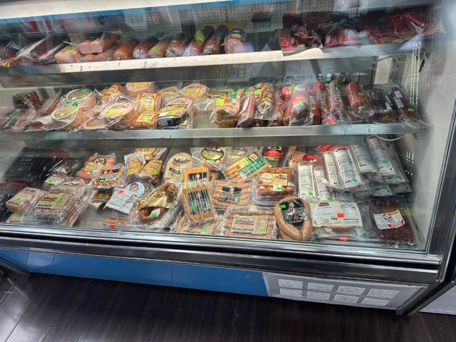 5882 5882 Mowry School Road, Newark CA: https://media.crmls.org/mediaz/96d999c3-26a0-40db-ae96-dc5b55b2d90a.jpg