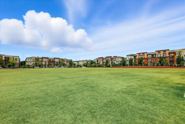 1011 Bellante Lane, San Jose CA: https://media.crmls.org/mediaz/96d9c556-97a8-4ed2-aae9-757c8a339b0b.jpg
