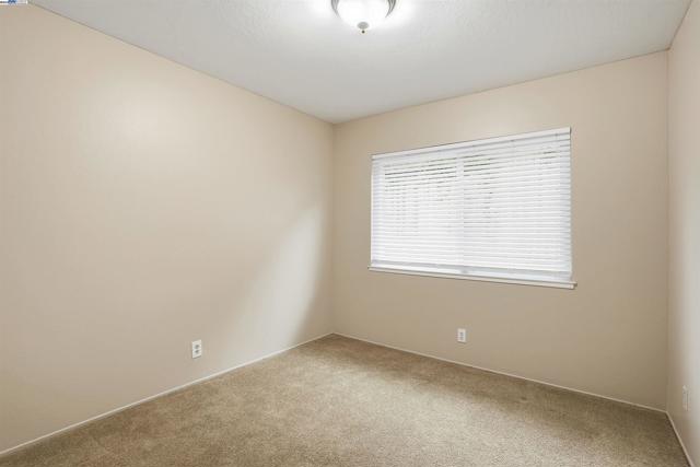 4490 Buckthorn Ct, Concord CA: https://media.crmls.org/mediaz/96da3d76-00cc-45d3-90c1-cc734a27de7e.jpg