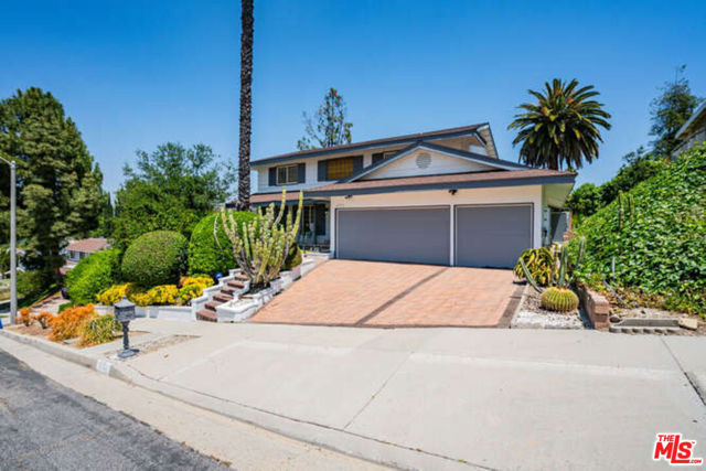 6752 Randiwood Lane, West Hills, California 91307, 5 Bedrooms Bedrooms, ,3 BathroomsBathrooms,Single Family Residence,For Sale,Randiwood,24398565